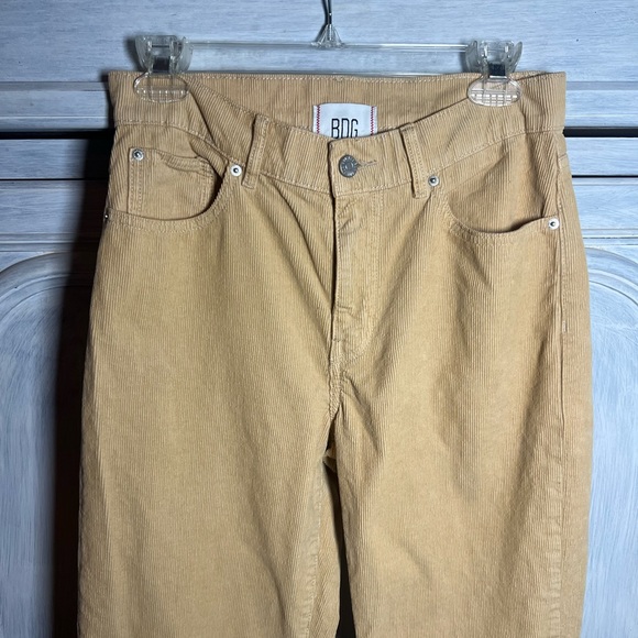 BDG Tan Pegged Cowboy Relaxed‎ Straight Corduroy Pants Academia Classic Preppy - Picture 6 of 10